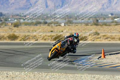 media/Jan-09-2022-SoCal Trackdays (Sun) [[2b1fec8404]]/Turn 11 (935am)/